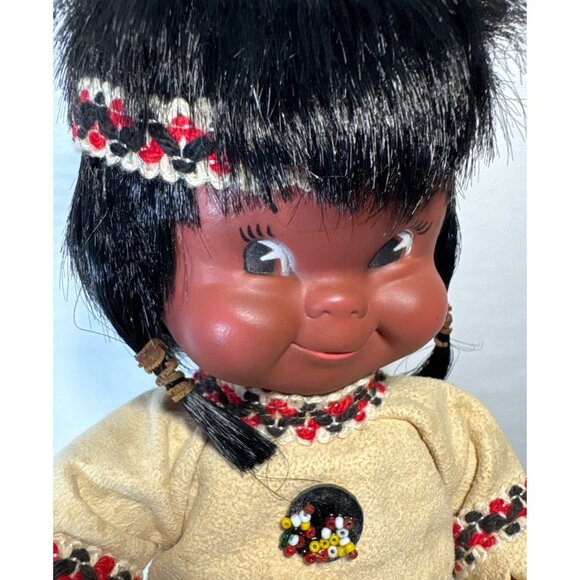 Vtg Regal Toys Native American Indian Dolls Suede Outfits Beaded Access '60s 12" - Picture 8 of 16